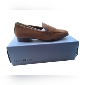 NWT AEROSOLES Women's Tan Loafers